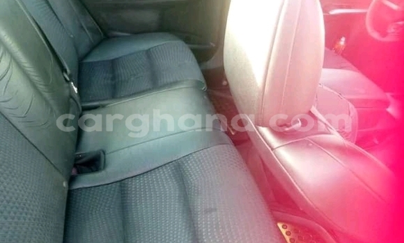 Sayi Na hannu Toyota Camry White Mota in Accra a Greater Accra Sayi Na hannu Toyota Camry White Mota in Accra a Greater Accra