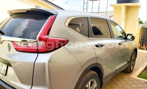 Sayi Na hannu Honda CR–V Azurfa Mota in Accra a Greater Accra
