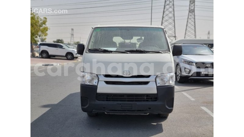 Big with watermark toyota hiace ashanti import dubai 42209