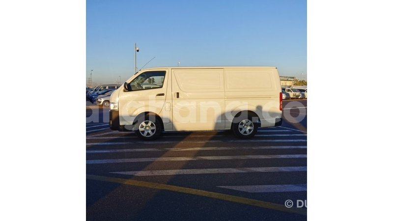 Big with watermark toyota hiace ashanti import dubai 42210