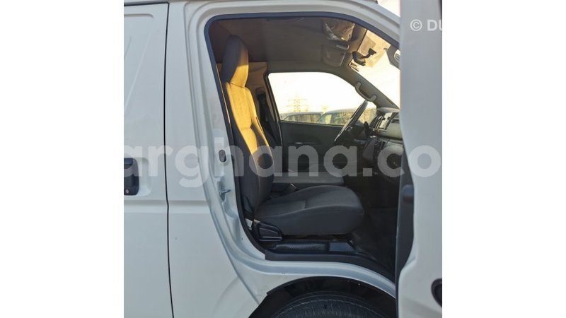 Big with watermark toyota hiace ashanti import dubai 42210