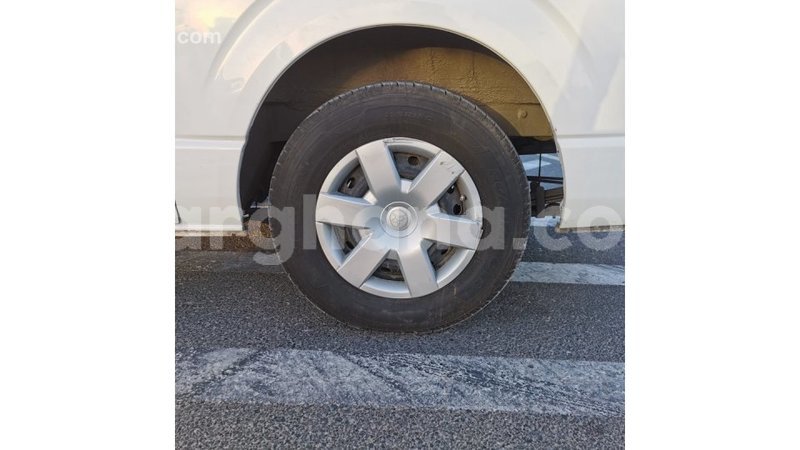 Big with watermark toyota hiace ashanti import dubai 42210