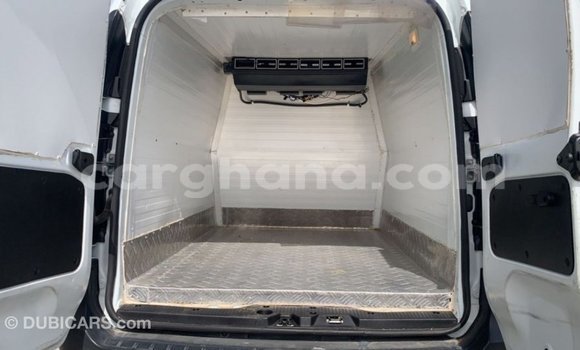 Ra Imported Renault 6 funfun Ọkọ̀ in Import - Dubai ni Ashanti Ra Imported Renault 6 funfun Ọkọ̀ in Import - Dubai ni Ashanti