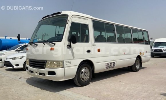 Ra Imported Toyota Coaster funfun Ọkọ̀ in Import - Dubai ni Ashanti Ra Imported Toyota Coaster funfun Ọkọ̀ in Import - Dubai ni Ashanti