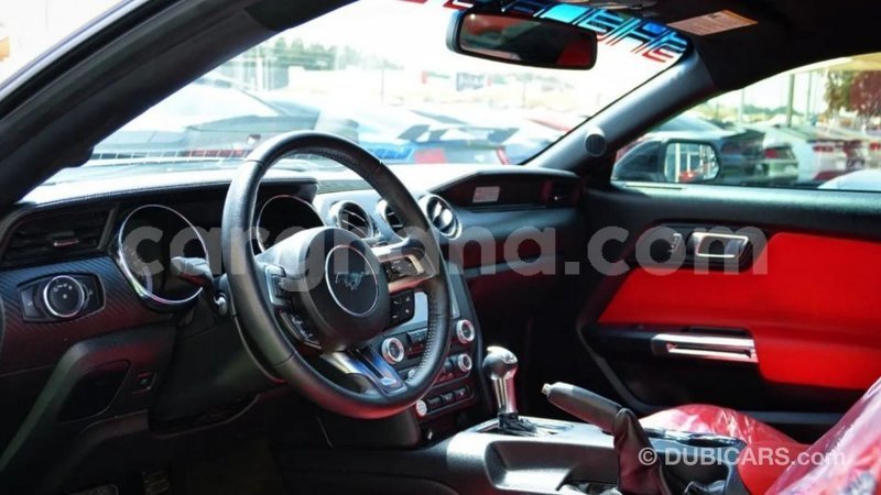 Big with watermark ford mustang ashanti import dubai 42213