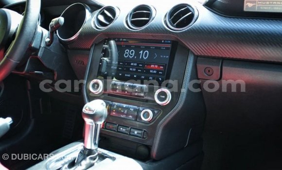 Ra Imported Ford Mustang funfun Ọkọ̀ in Import - Dubai ni Ashanti Ra Imported Ford Mustang funfun Ọkọ̀ in Import - Dubai ni Ashanti
