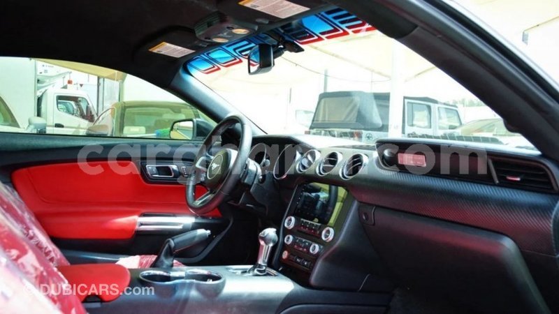 Big with watermark ford mustang ashanti import dubai 42213