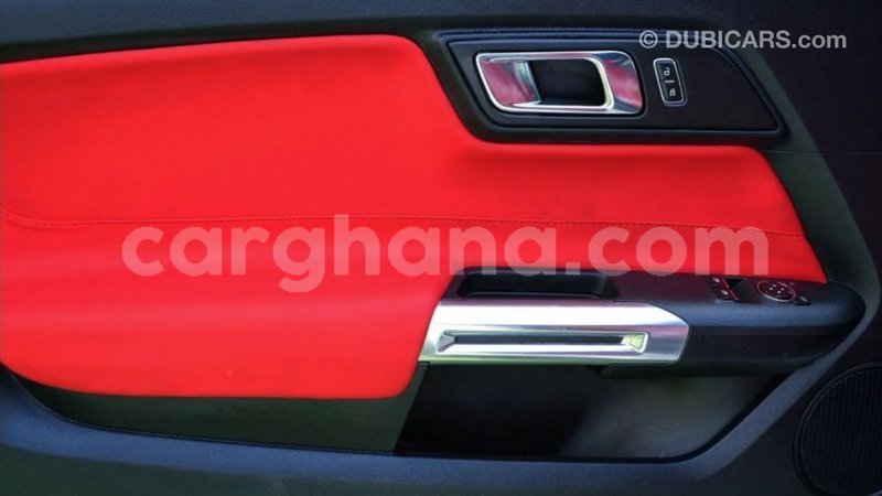 Big with watermark ford mustang ashanti import dubai 42213