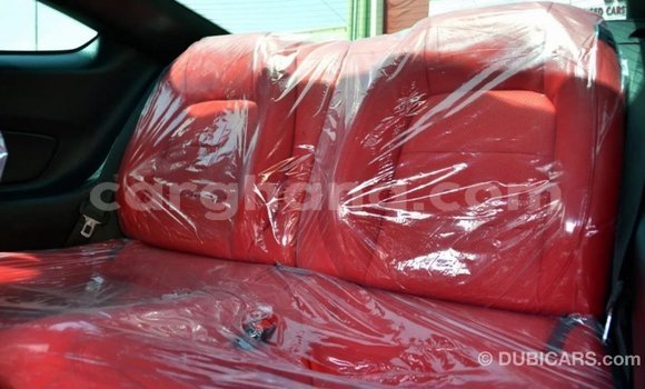 Ra Imported Ford Mustang funfun Ọkọ̀ in Import - Dubai ni Ashanti Ra Imported Ford Mustang funfun Ọkọ̀ in Import - Dubai ni Ashanti