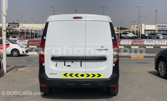 Ra Imported Renault 6 funfun Ọkọ̀ in Import - Dubai ni Ashanti Ra Imported Renault 6 funfun Ọkọ̀ in Import - Dubai ni Ashanti