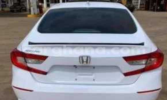 Buy Used Honda Accord White Car in Accra in Greater Accra Buy Used Honda Accord White Car in Accra in Greater Accra
