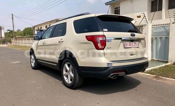 Ra Àlòkù Ford Explorer Miiran Ọkọ̀ in Accra ni Greater Accra Ra Àlòkù Ford Explorer Miiran Ọkọ̀ in Accra ni Greater Accra