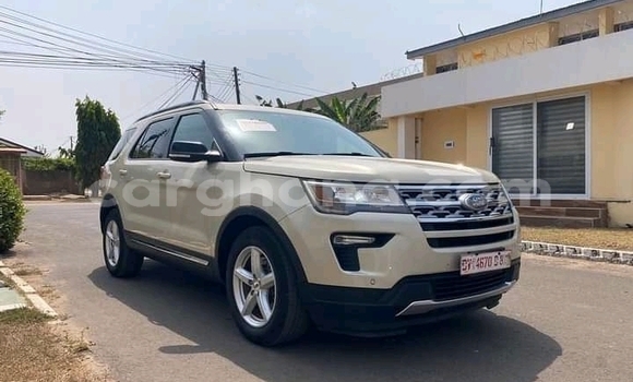 Ra Àlòkù Ford Explorer Miiran Ọkọ̀ in Accra ni Greater Accra Ra Àlòkù Ford Explorer Miiran Ọkọ̀ in Accra ni Greater Accra