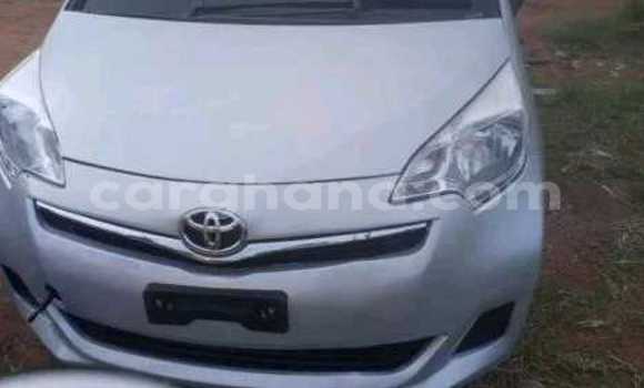 Buy Used Toyota Ractis Silver Car in Accra in Greater Accra Buy Used Toyota Ractis Silver Car in Accra in Greater Accra