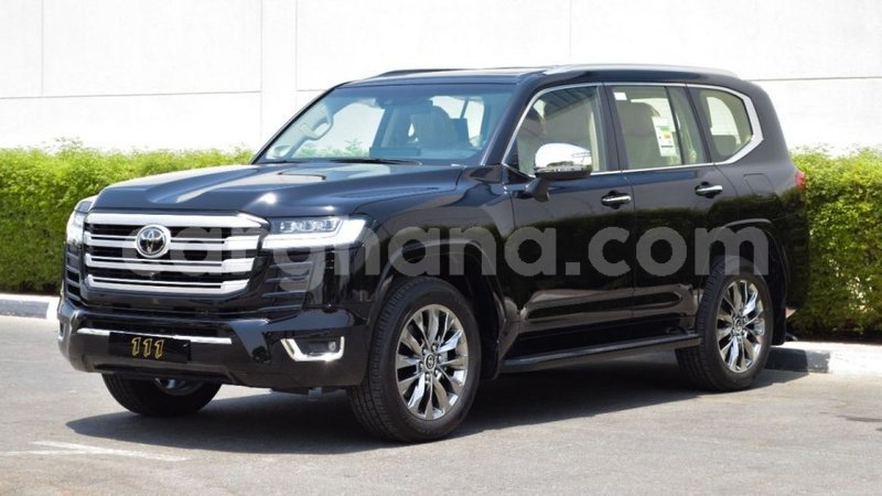 Big with watermark toyota land cruiser ashanti import dubai 42275