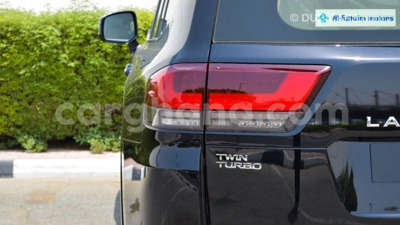 Big with watermark toyota land cruiser ashanti import dubai 42275