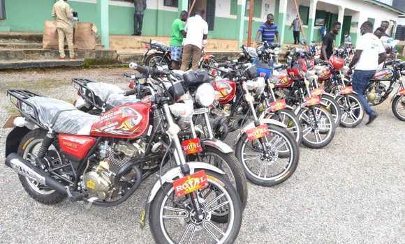 Sayi Na hannu Royal Enfield CLASSIC Red Motsi in Accra a Greater Accra Sayi Na hannu Royal Enfield CLASSIC Red Motsi in Accra a Greater Accra