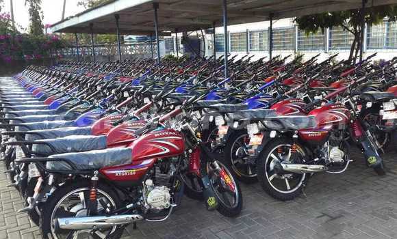 Sayi Na hannu Royal Enfield CLASSIC Red Motsi in Accra a Greater Accra Sayi Na hannu Royal Enfield CLASSIC Red Motsi in Accra a Greater Accra