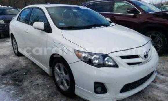 Buy Used Toyota Corolla White Car in Accra in Greater Accra