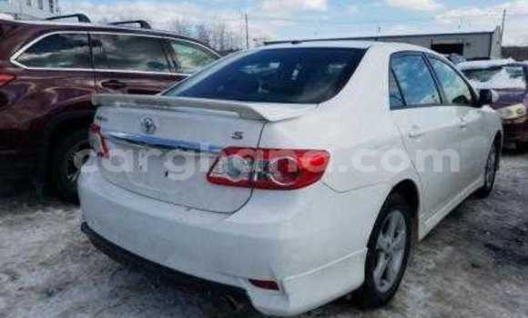 Buy Used Toyota Corolla White Car in Accra in Greater Accra Buy Used Toyota Corolla White Car in Accra in Greater Accra