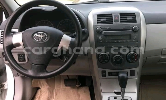 Buy Used Toyota Corolla White Car in Accra in Greater Accra Buy Used Toyota Corolla White Car in Accra in Greater Accra