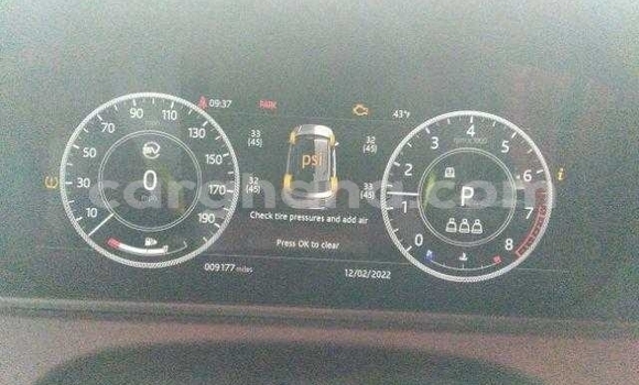 Sayi Na hannu Land Rover Range Rover Velar White Mota in Accra a Greater Accra Sayi Na hannu Land Rover Range Rover Velar White Mota in Accra a Greater Accra