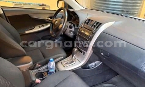 Sayi Na hannu Toyota Corolla White Mota in Accra a Greater Accra Sayi Na hannu Toyota Corolla White Mota in Accra a Greater Accra