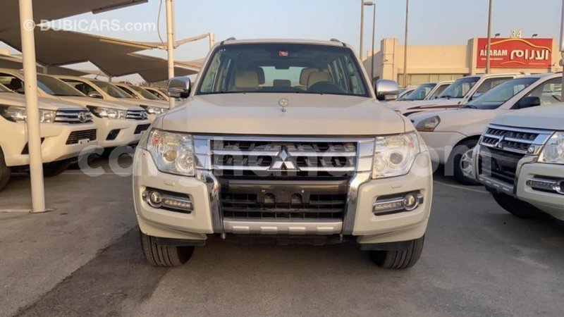 Big with watermark mitsubishi pajero ashanti import dubai 42322