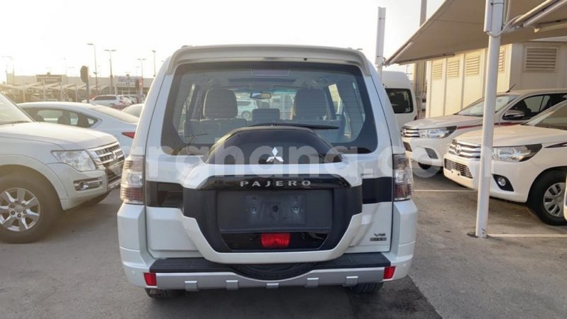 Big with watermark mitsubishi pajero ashanti import dubai 42322