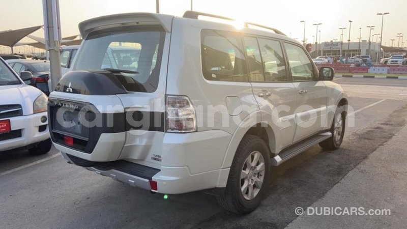 Big with watermark mitsubishi pajero ashanti import dubai 42322