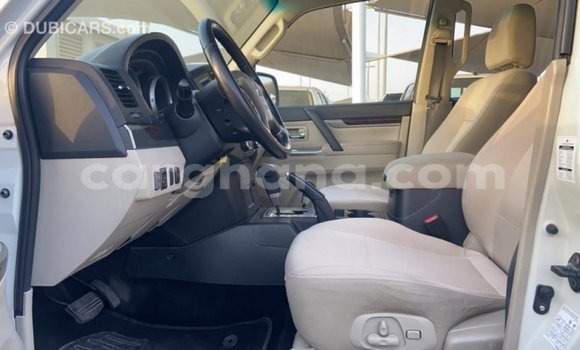 Ra Imported Mitsubishi Pajero funfun Ọkọ̀ in Import - Dubai ni Ashanti Ra Imported Mitsubishi Pajero funfun Ọkọ̀ in Import - Dubai ni Ashanti