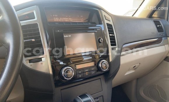 Ra Imported Mitsubishi Pajero funfun Ọkọ̀ in Import - Dubai ni Ashanti Ra Imported Mitsubishi Pajero funfun Ọkọ̀ in Import - Dubai ni Ashanti