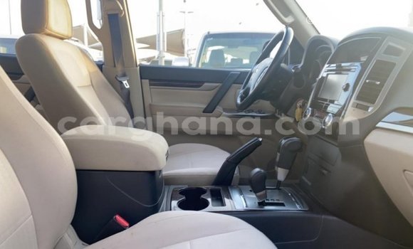 Ra Imported Mitsubishi Pajero funfun Ọkọ̀ in Import - Dubai ni Ashanti Ra Imported Mitsubishi Pajero funfun Ọkọ̀ in Import - Dubai ni Ashanti