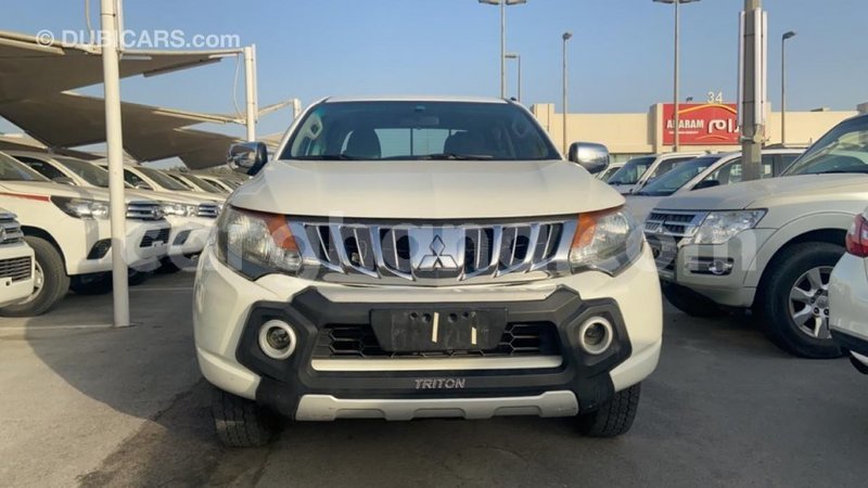 Big with watermark mitsubishi l200 ashanti import dubai 42328