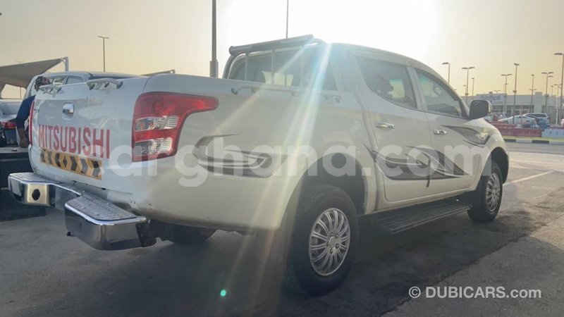 Big with watermark mitsubishi l200 ashanti import dubai 42328