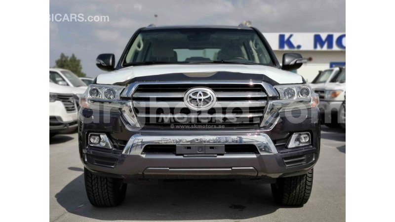 Big with watermark toyota land cruiser ashanti import dubai 42330