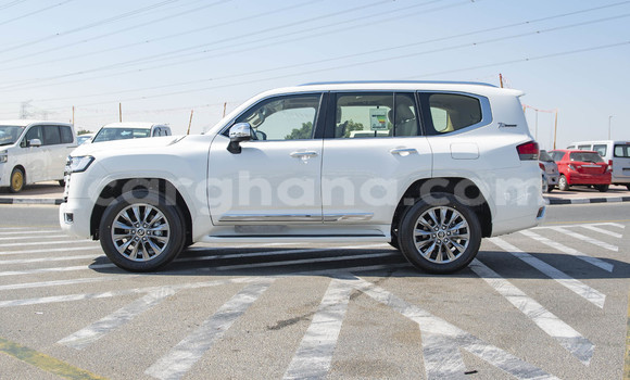 Sayi Na hannu Toyota Land Cruiser Black Mota in Accra a Greater Accra Sayi Na hannu Toyota Land Cruiser Black Mota in Accra a Greater Accra