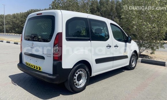 Ra Imported Peugeot Partner funfun Ọkọ̀ in Import - Dubai ni Ashanti Ra Imported Peugeot Partner funfun Ọkọ̀ in Import - Dubai ni Ashanti