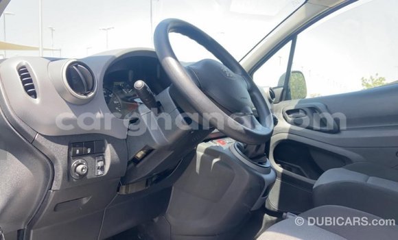 Ra Imported Peugeot Partner funfun Ọkọ̀ in Import - Dubai ni Ashanti Ra Imported Peugeot Partner funfun Ọkọ̀ in Import - Dubai ni Ashanti