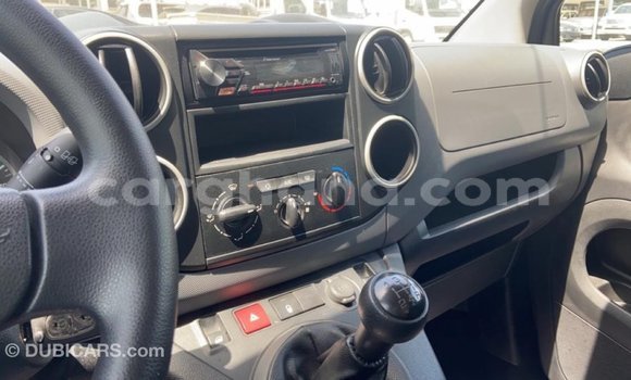 Ra Imported Peugeot Partner funfun Ọkọ̀ in Import - Dubai ni Ashanti Ra Imported Peugeot Partner funfun Ọkọ̀ in Import - Dubai ni Ashanti