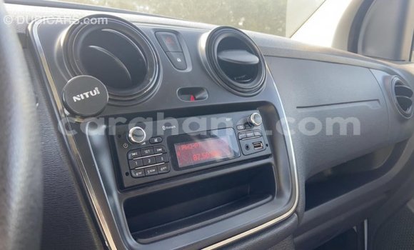 Ra Imported Renault 19 funfun Ọkọ̀ in Import - Dubai ni Ashanti Ra Imported Renault 19 funfun Ọkọ̀ in Import - Dubai ni Ashanti