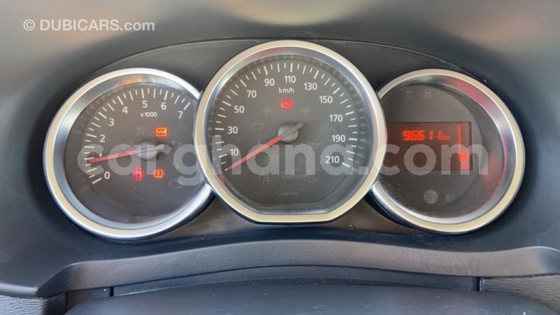 Big with watermark renault 19 ashanti import dubai 42350