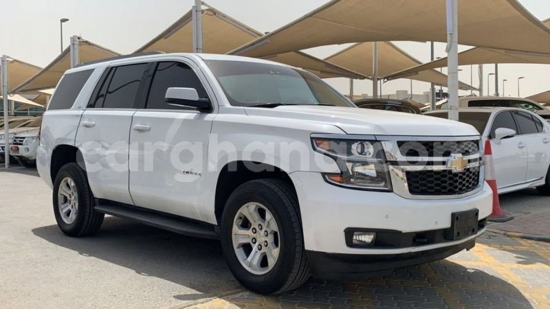 Big with watermark chevrolet tahoe ashanti import dubai 42351