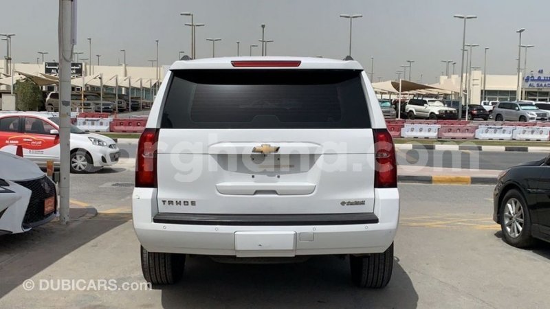 Big with watermark chevrolet tahoe ashanti import dubai 42351