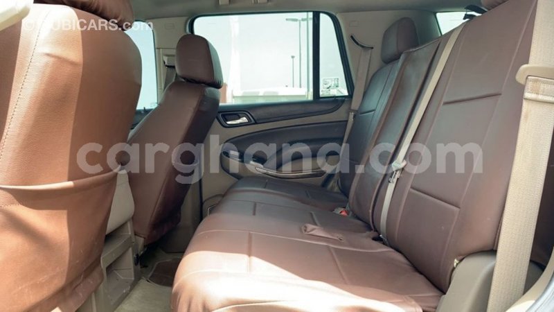 Big with watermark chevrolet tahoe ashanti import dubai 42351