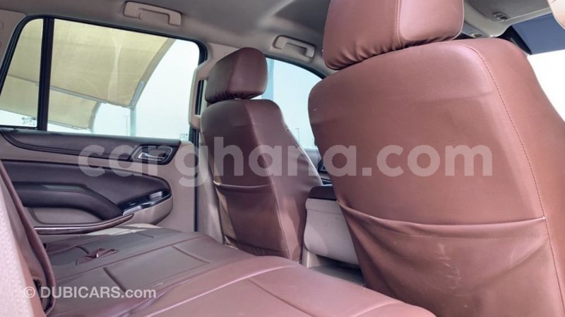 Big with watermark chevrolet tahoe ashanti import dubai 42351