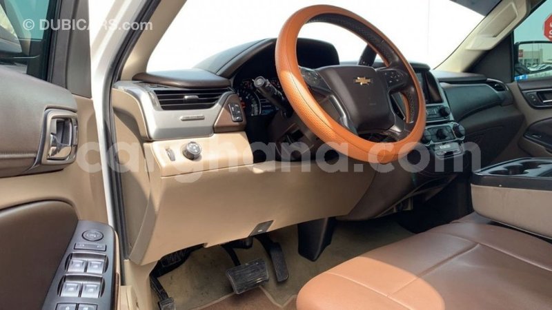 Big with watermark chevrolet tahoe ashanti import dubai 42351