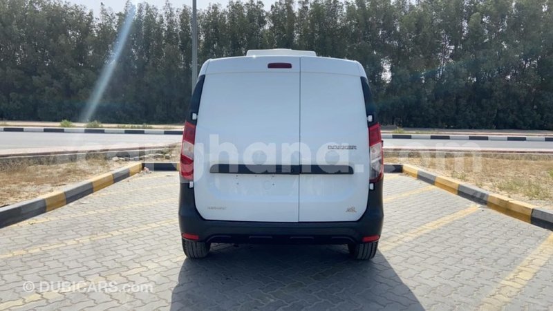 Big with watermark renault 19 ashanti import dubai 42352