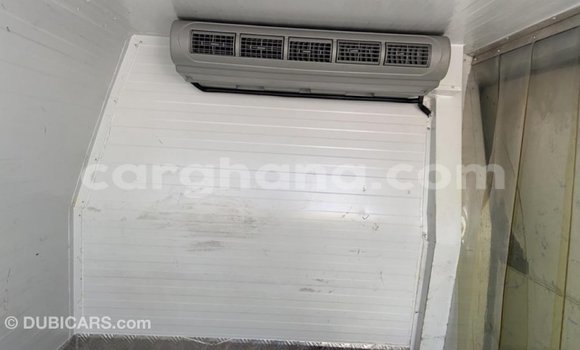 Ra Imported Renault 19 funfun Ọkọ̀ in Import - Dubai ni Ashanti Ra Imported Renault 19 funfun Ọkọ̀ in Import - Dubai ni Ashanti