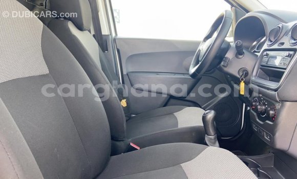 Ra Imported Renault 19 funfun Ọkọ̀ in Import - Dubai ni Ashanti Ra Imported Renault 19 funfun Ọkọ̀ in Import - Dubai ni Ashanti